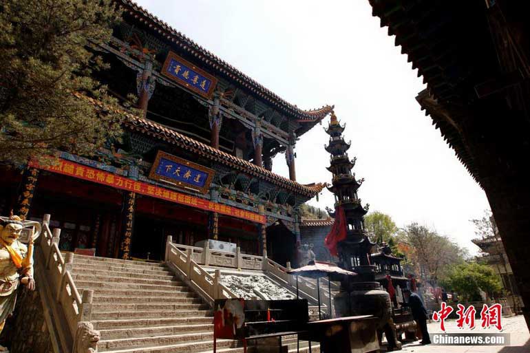 ���壺̽�L�Ї��ڶ���ҿ��� �ຣ�������U�¡�5��